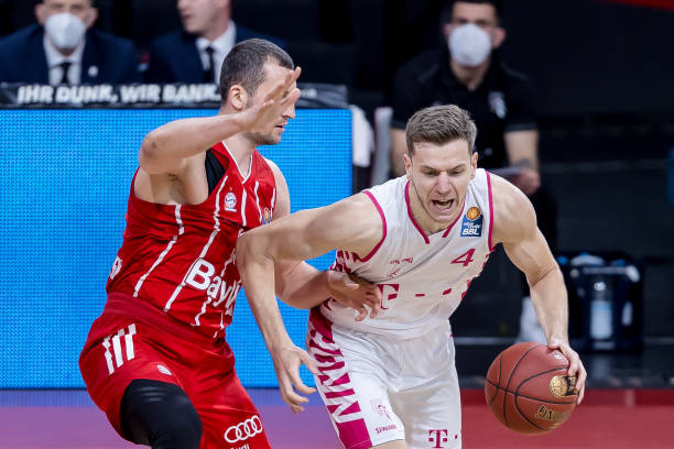 了媒体和评 了媒体和评